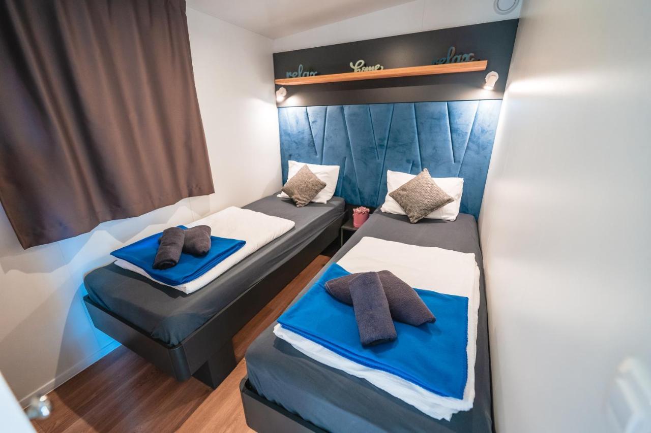 Mobile Homes Sea Princess Biograd Na Moru Eksteriør billede