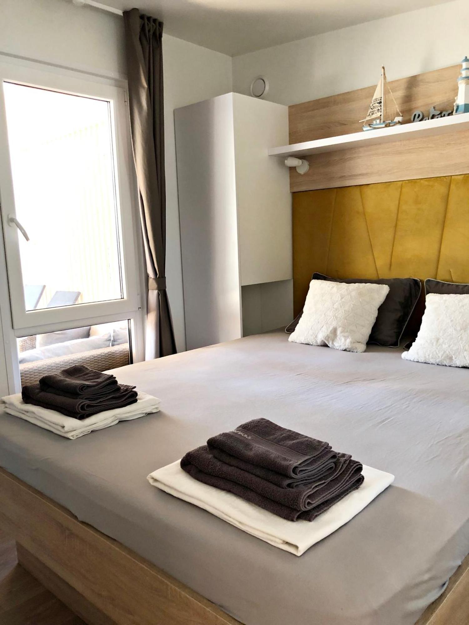 Mobile Homes Sea Princess Biograd Na Moru Eksteriør billede